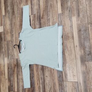 Columbia  Round Neck 3/4 sleeve Striped T-Shirt Women's Size Medium green/White